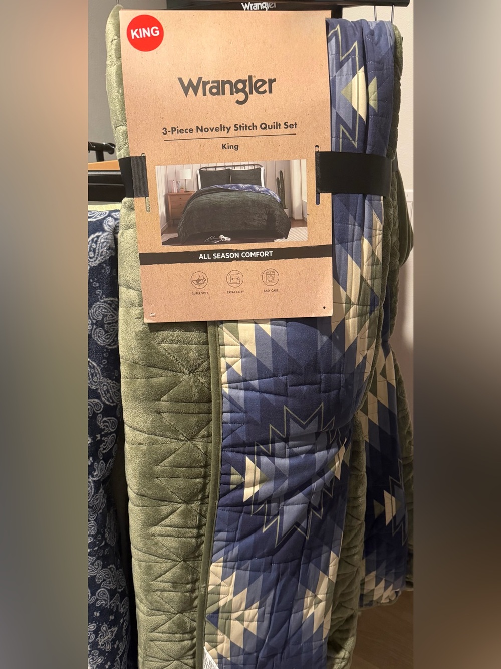Wrangler Reversible Quilt Set in Olive Green and Navy Blue Aztec